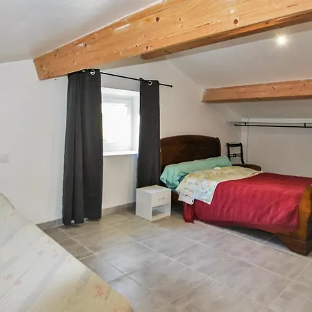 3 Bedroom In * Vanosc