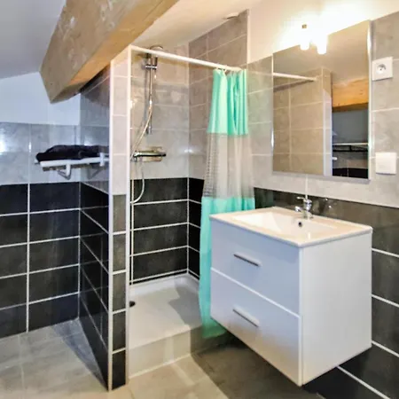 3 Bedroom In Vanosc